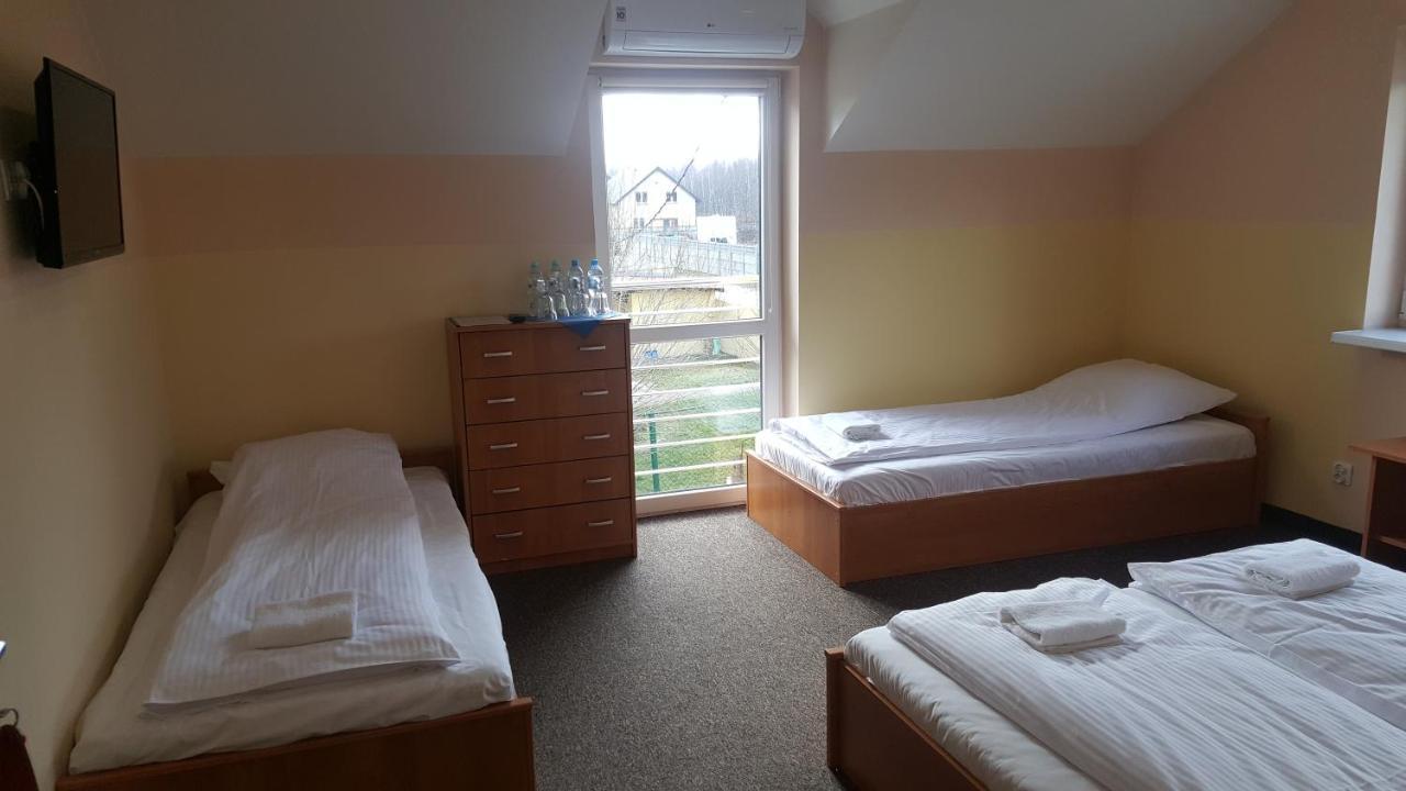 Motel Sj *